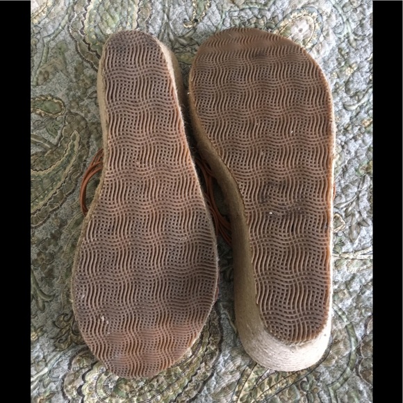 Wanted Sandals - Picture 4 of 5